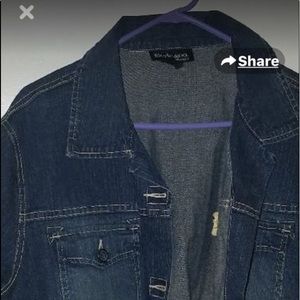 Women’s denim jacket. Size 2-3X